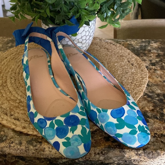 Kate slingback pumps in blueberry floral fabric with bow detail by J Crew - Picture 3 of 9